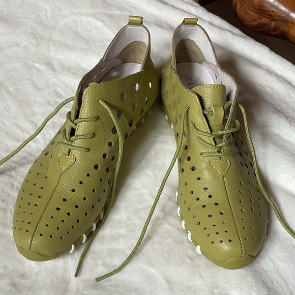 Litfoot Women's Perforated Leather Shoes - 38 - Picture 2 of 8